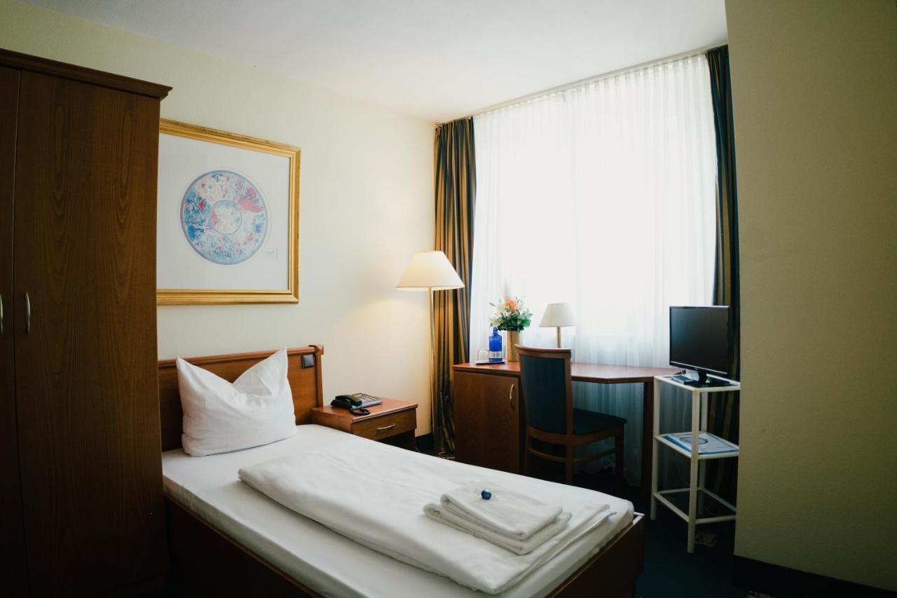 Altstadt Hotel St. Georg Дюссельдорф Экстерьер фото