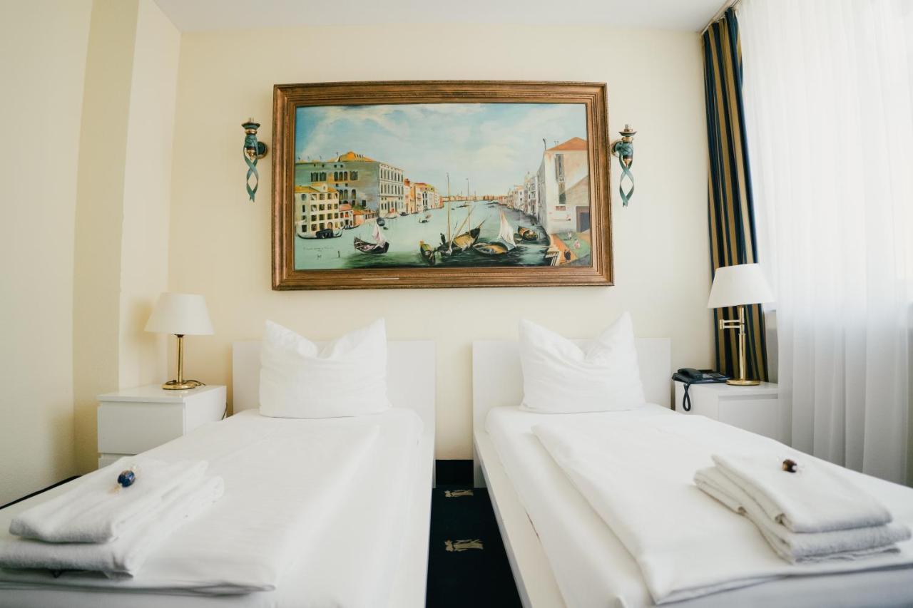 Altstadt Hotel St. Georg Дюссельдорф Экстерьер фото