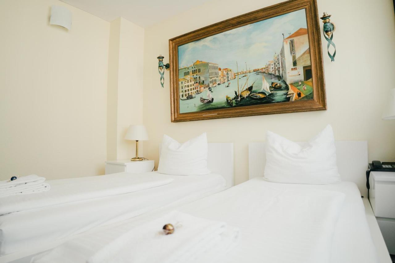 Altstadt Hotel St. Georg Дюссельдорф Экстерьер фото