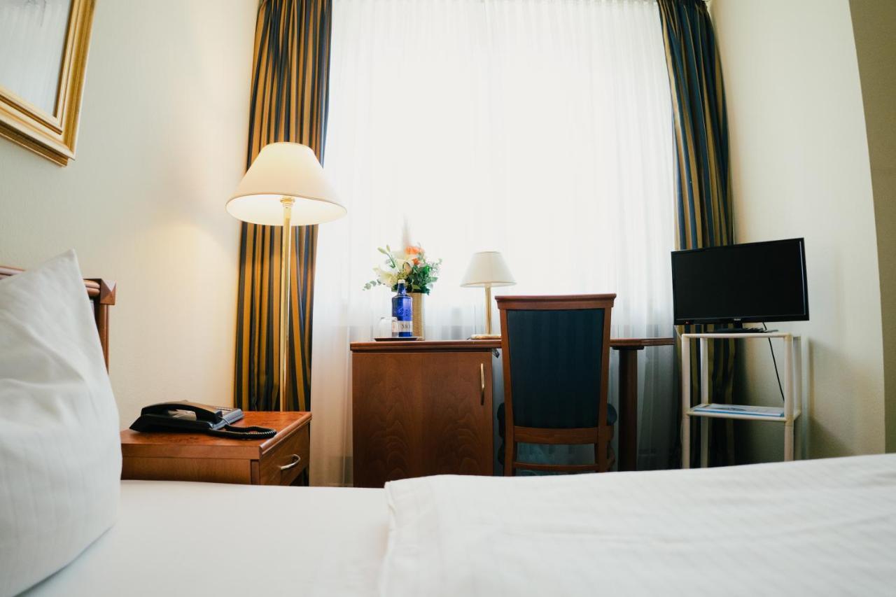Altstadt Hotel St. Georg Дюссельдорф Экстерьер фото